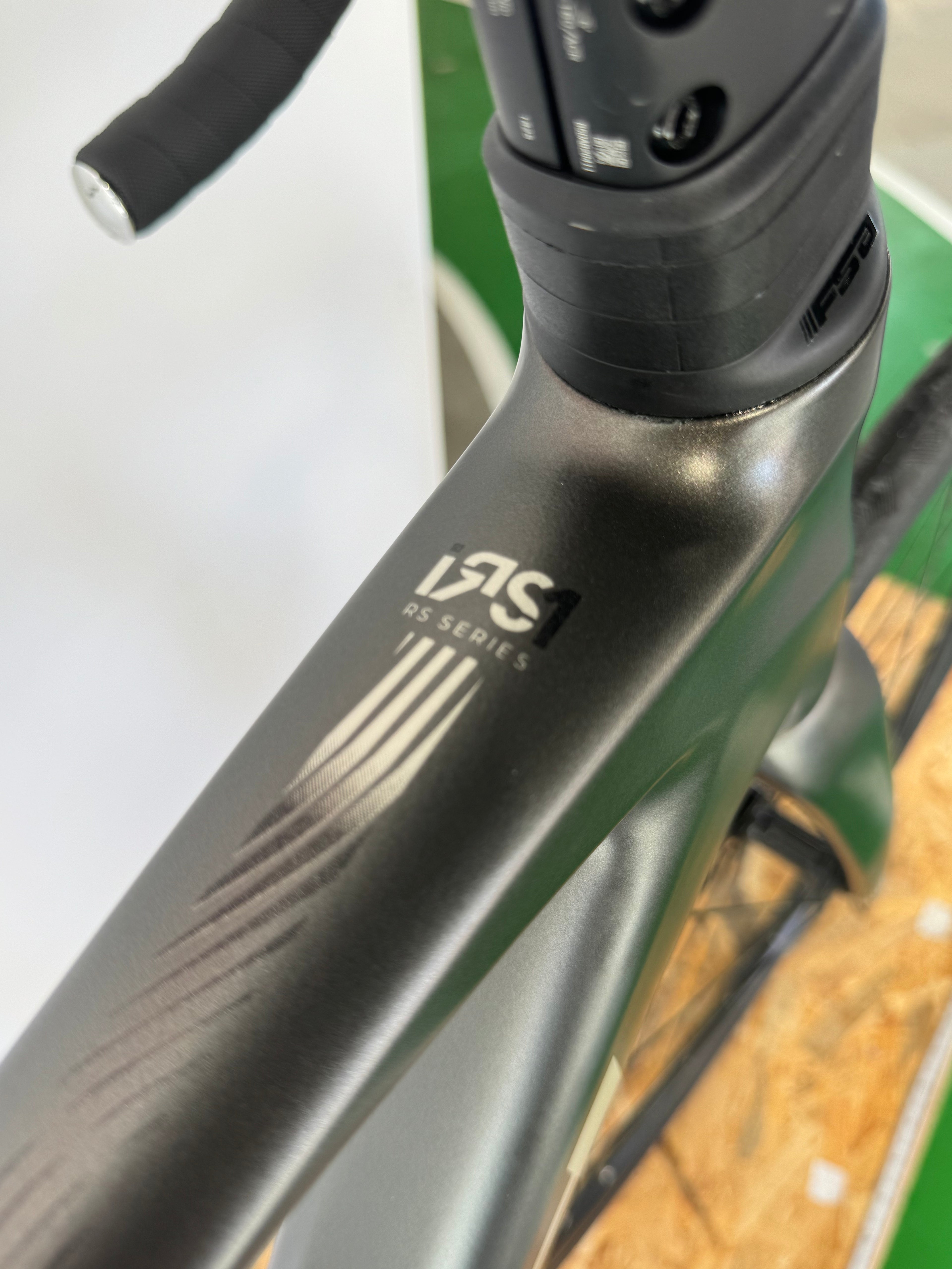 BH iRS1 CARBON 1.4 - Talla SM - Seminueva
